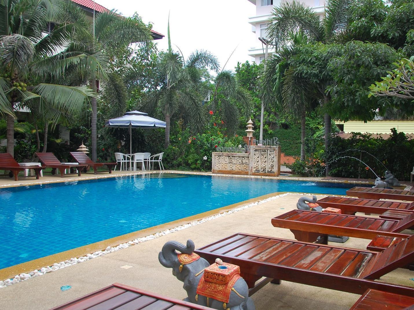 Sirikarn Residence & Luxury Apartments Pattaya Eksteriør billede